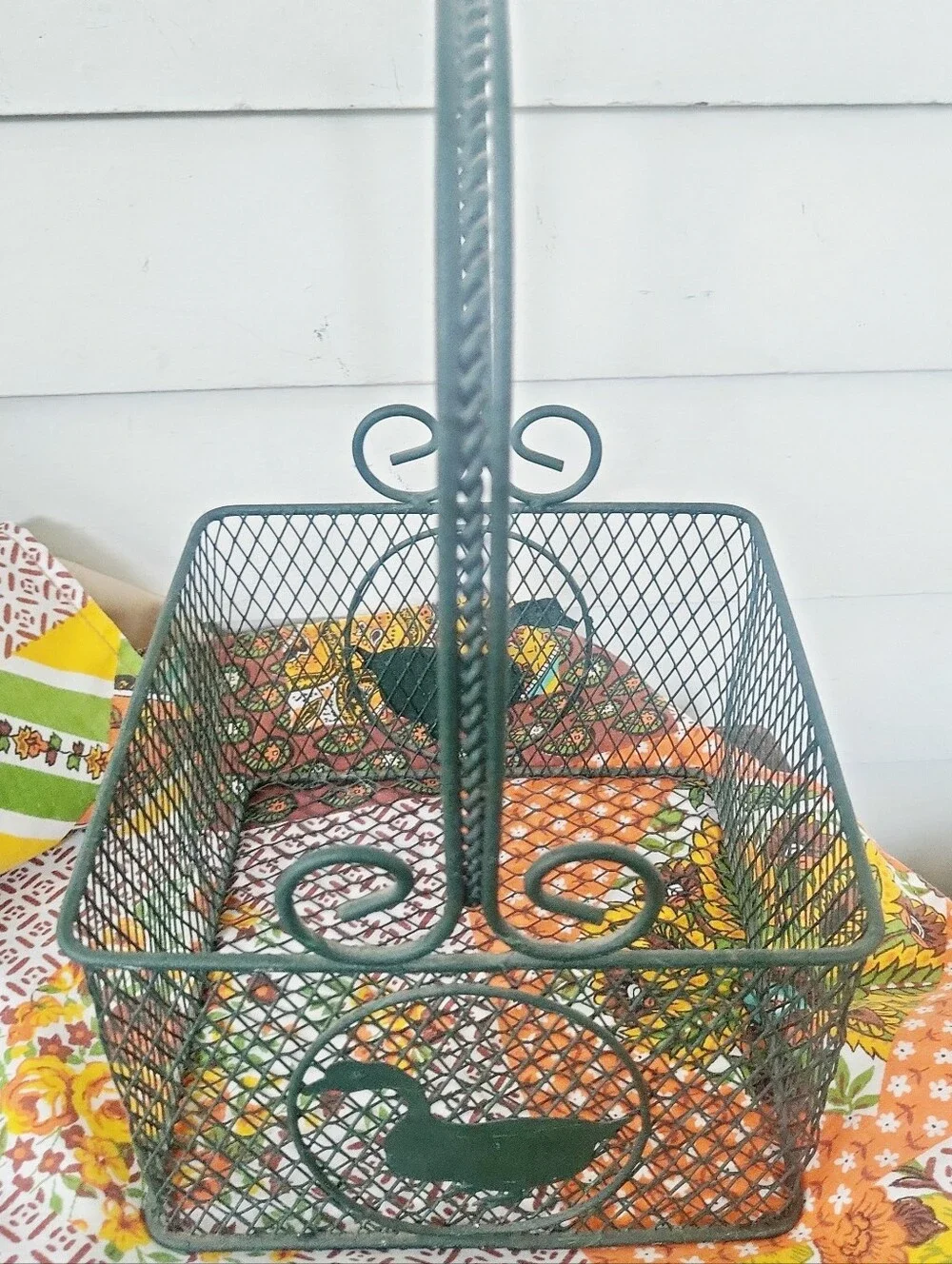 Vintage Cottagecore Goose Hunter Green Wire Basket